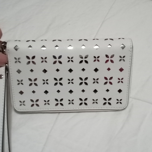 Michael Kors NWT Wallet - Picture 4 of 4